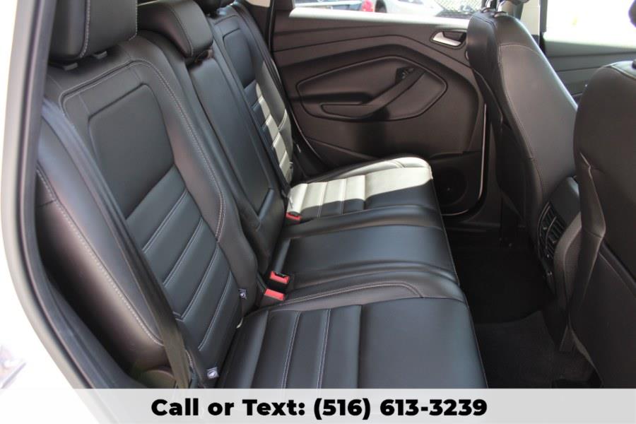 2017 Ford Escape Titanium 4WD, available for sale in Great Neck, New York | Great Neck Car Buyers & Sellers. Great Neck, New York 2017 Ford Escape Titanium 4WD, available for sale in Great Neck, New York | Great Neck Car Buyers & Sellers. Great Neck, New York