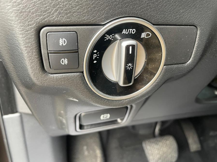 2017 INFINITI QX30 Premium AWD, available for sale in Jamaica, New York | Sylhet Motors Inc.. Jamaica, New York 2017 INFINITI QX30 Premium AWD, available for sale in Jamaica, New York | Sylhet Motors Inc.. Jamaica, New York