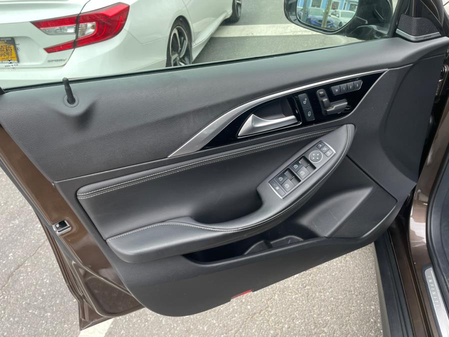 2017 INFINITI QX30 Premium AWD, available for sale in Jamaica, New York | Sylhet Motors Inc.. Jamaica, New York 2017 INFINITI QX30 Premium AWD, available for sale in Jamaica, New York | Sylhet Motors Inc.. Jamaica, New York