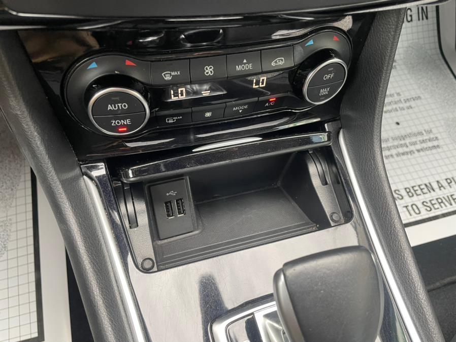 2017 INFINITI QX30 Premium AWD, available for sale in Jamaica, New York | Sylhet Motors Inc.. Jamaica, New York 2017 INFINITI QX30 Premium AWD, available for sale in Jamaica, New York | Sylhet Motors Inc.. Jamaica, New York