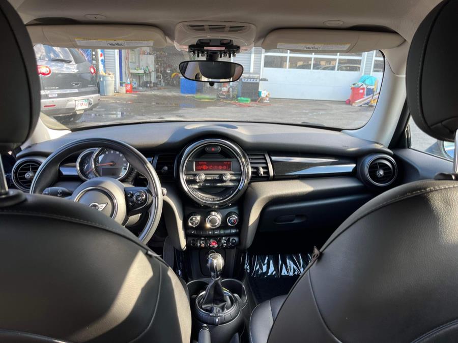 Used MINI Cooper Hardtop 2dr Cpe 2014 | Chris's Auto Clinic. Plainville, Connecticut Used MINI Cooper Hardtop 2dr Cpe 2014 | Chris's Auto Clinic. Plainville, Connecticut