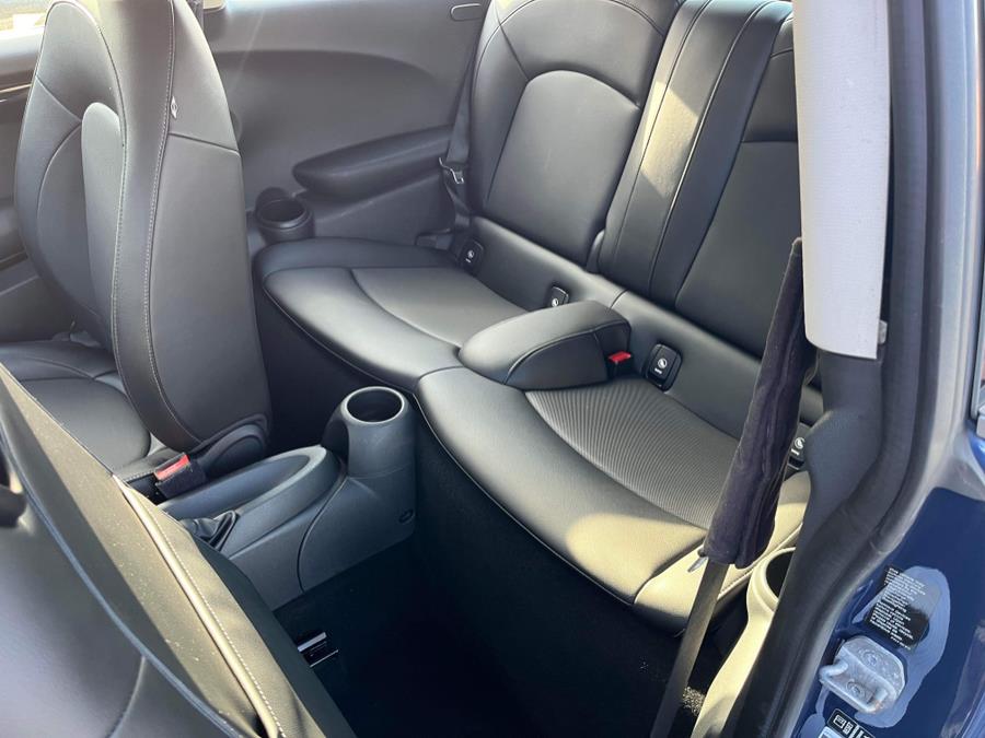 Used MINI Cooper Hardtop 2dr Cpe 2014 | Chris's Auto Clinic. Plainville, Connecticut Used MINI Cooper Hardtop 2dr Cpe 2014 | Chris's Auto Clinic. Plainville, Connecticut