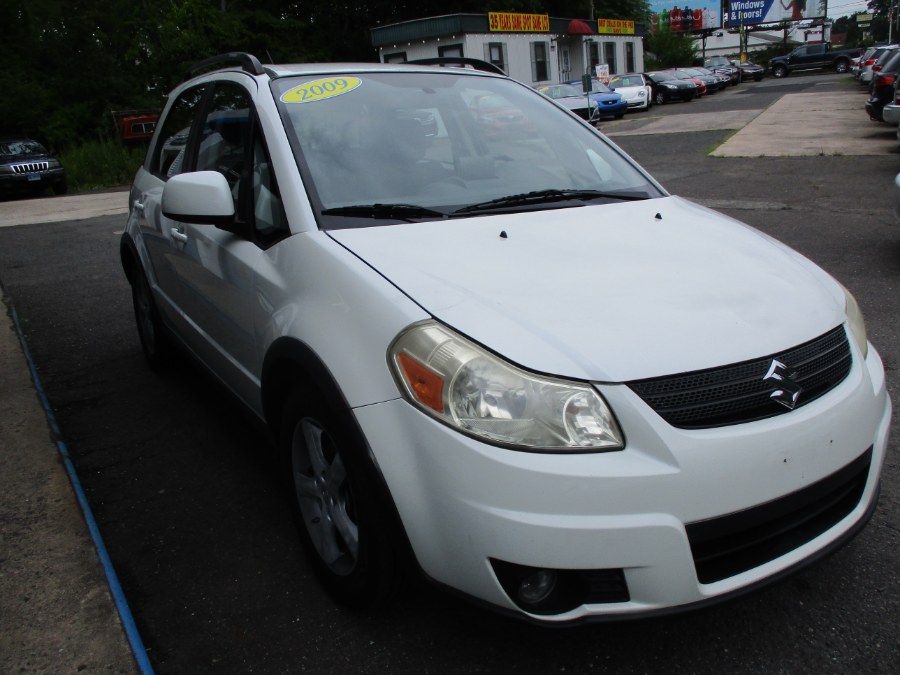2009 Suzuki SX4 Technology PKG AWD, available for sale in Meriden, Connecticut | Cos Central Auto. Meriden, Connecticut 2009 Suzuki SX4 Technology PKG AWD, available for sale in Meriden, Connecticut | Cos Central Auto. Meriden, Connecticut