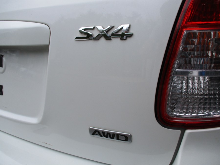 2009 Suzuki SX4 Technology PKG AWD, available for sale in Meriden, Connecticut | Cos Central Auto. Meriden, Connecticut 2009 Suzuki SX4 Technology PKG AWD, available for sale in Meriden, Connecticut | Cos Central Auto. Meriden, Connecticut