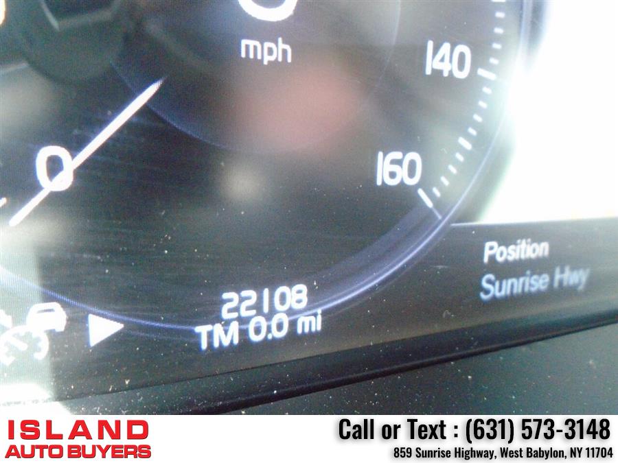 Used Volvo Xc90 T5 Momentum 5 Passenger AWD 4dr SUV 2018 | Island Auto Buyers. West Babylon, New York Used Volvo Xc90 T5 Momentum 5 Passenger AWD 4dr SUV 2018 | Island Auto Buyers. West Babylon, New York