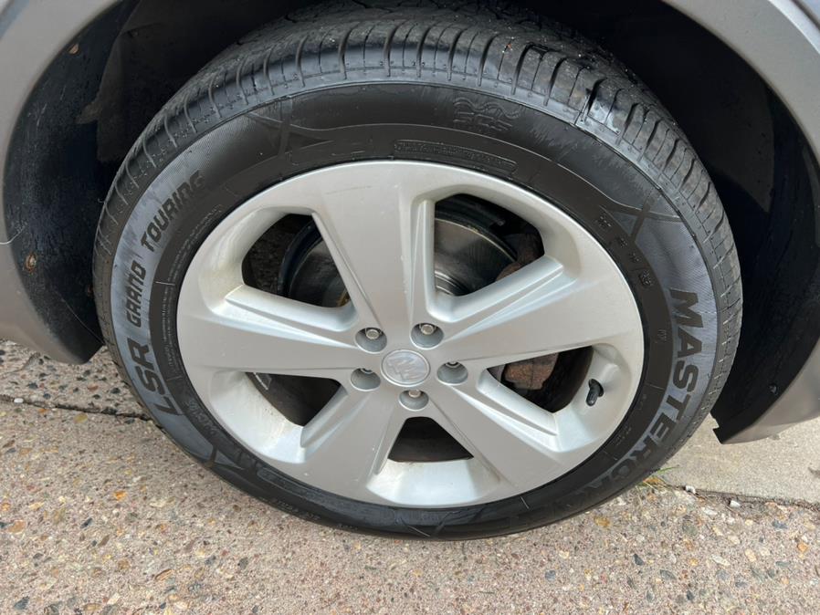 2015 Buick Encore FWD 4dr, available for sale in Manchester, Connecticut | Carsonmain LLC. Manchester, Connecticut 2015 Buick Encore FWD 4dr, available for sale in Manchester, Connecticut | Carsonmain LLC. Manchester, Connecticut