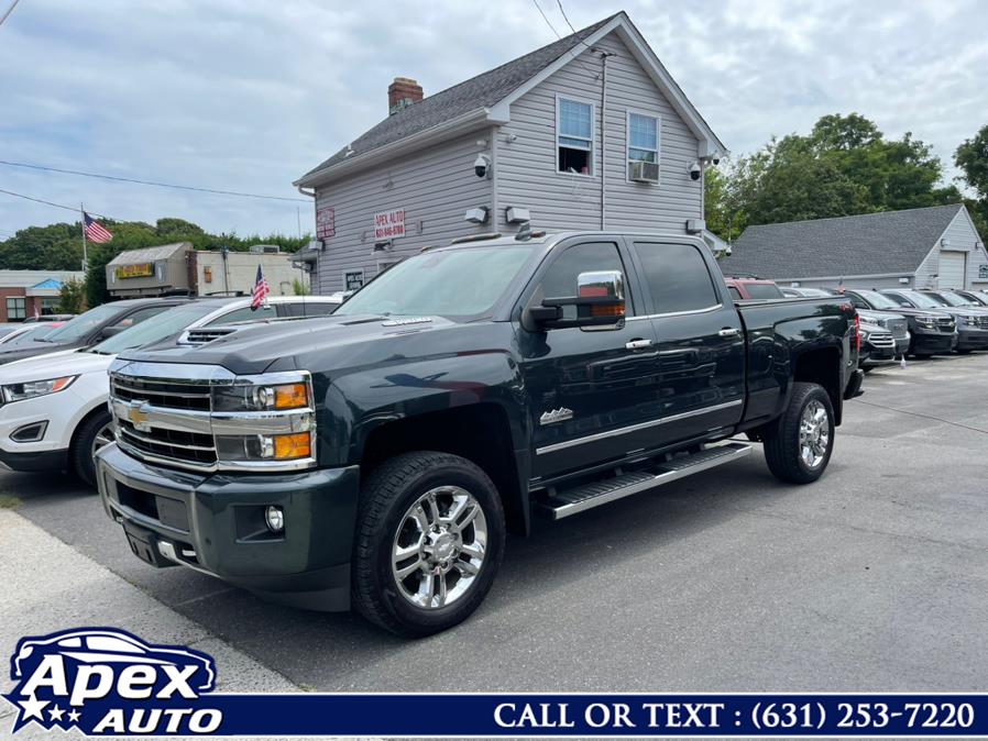2018 Chevrolet Silverado 2500HD 4WD Crew Cab 153.7" High Country, available for sale in Selden, New York | Apex Auto. Selden, New York
