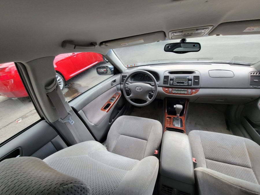 Used Toyota Camry 4dr Sdn XLE Auto 2002 | Rubber Bros Auto World. Brooklyn, New York Used Toyota Camry 4dr Sdn XLE Auto 2002 | Rubber Bros Auto World. Brooklyn, New York