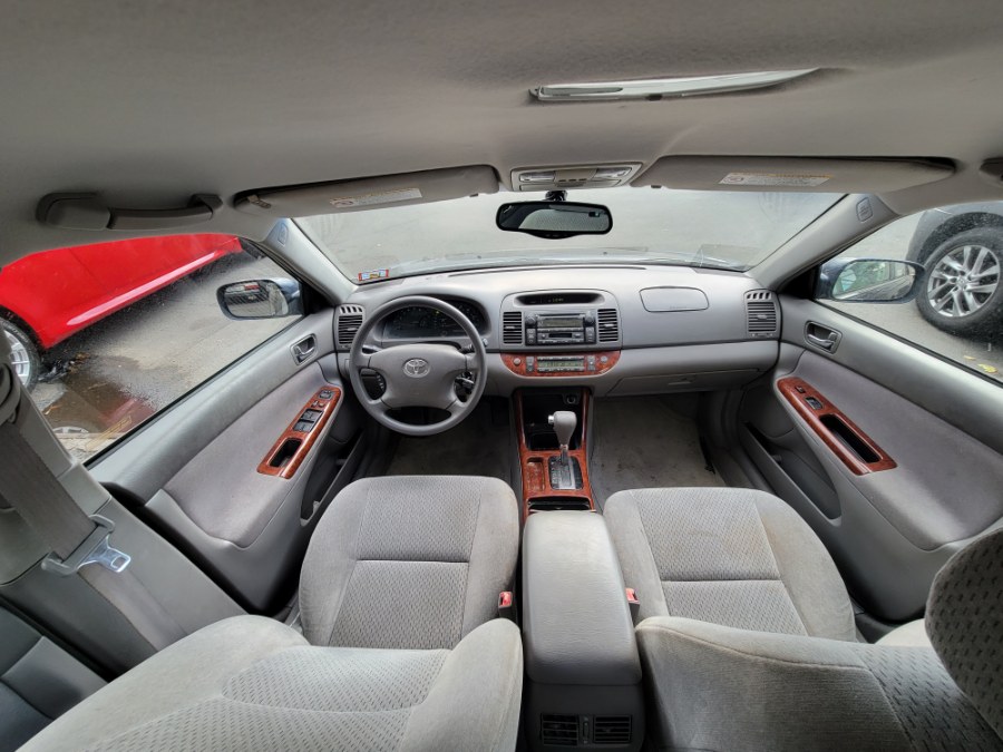 Used Toyota Camry 4dr Sdn XLE Auto 2002 | Rubber Bros Auto World. Brooklyn, New York Used Toyota Camry 4dr Sdn XLE Auto 2002 | Rubber Bros Auto World. Brooklyn, New York