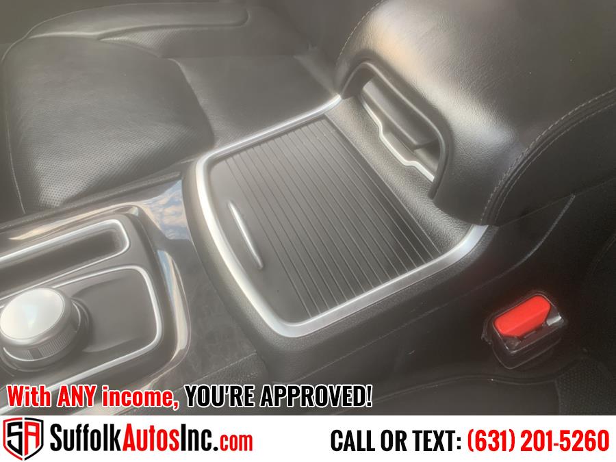 Used Chrysler 300 Limited AWD 2020 | Suffolk Autos Inc. Medford, New York Used Chrysler 300 Limited AWD 2020 | Suffolk Autos Inc. Medford, New York