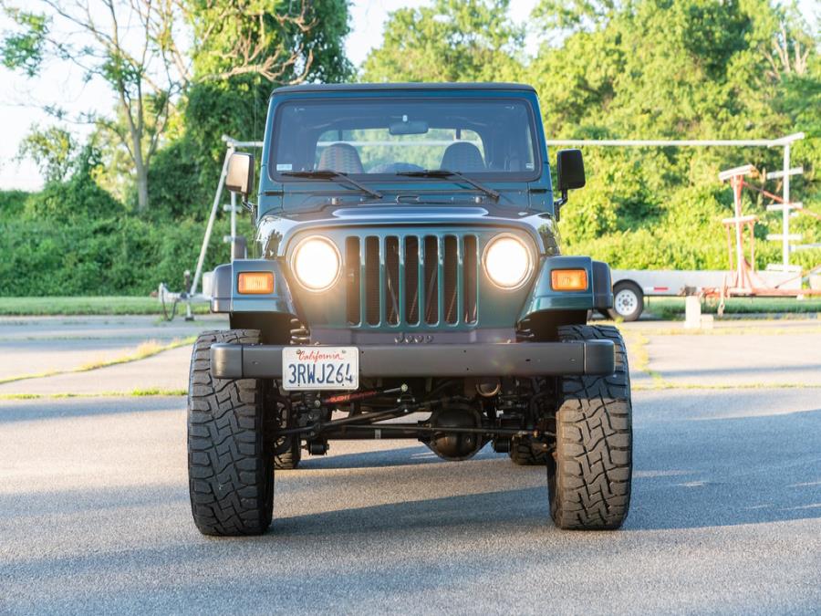 Used Jeep Wrangler 2dr Sport 1997 | Easy Credit of Jersey. Little Ferry, New Jersey