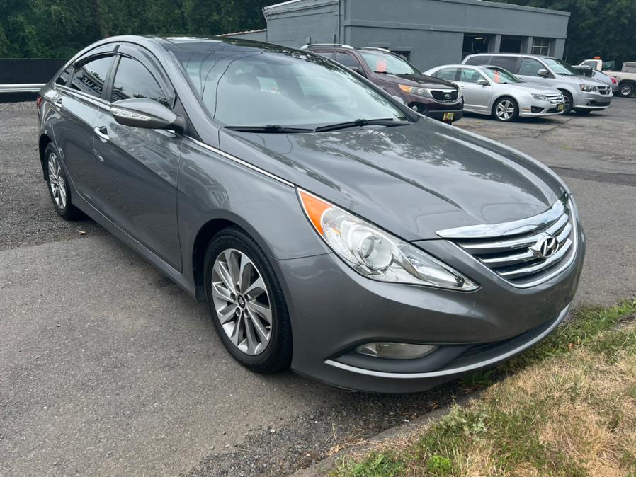 Used Hyundai Sonata 4dr Sdn 2.4L Auto Limited 2014 | Main Auto of Berlin. Berlin, Connecticut Used Hyundai Sonata 4dr Sdn 2.4L Auto Limited 2014 | Main Auto of Berlin. Berlin, Connecticut