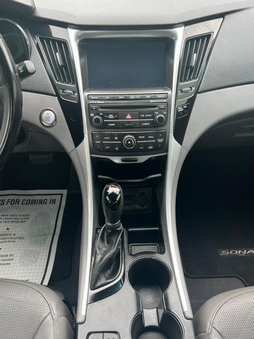 Used Hyundai Sonata 4dr Sdn 2.4L Auto Limited 2014 | Main Auto of Berlin. Berlin, Connecticut Used Hyundai Sonata 4dr Sdn 2.4L Auto Limited 2014 | Main Auto of Berlin. Berlin, Connecticut