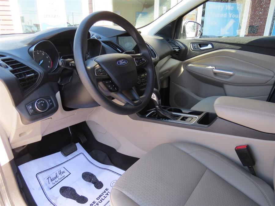 Used Ford Escape SE AWD 4dr SUV 2019 | Lake City Exports Inc. Auburn, Maine Used Ford Escape SE AWD 4dr SUV 2019 | Lake City Exports Inc. Auburn, Maine
