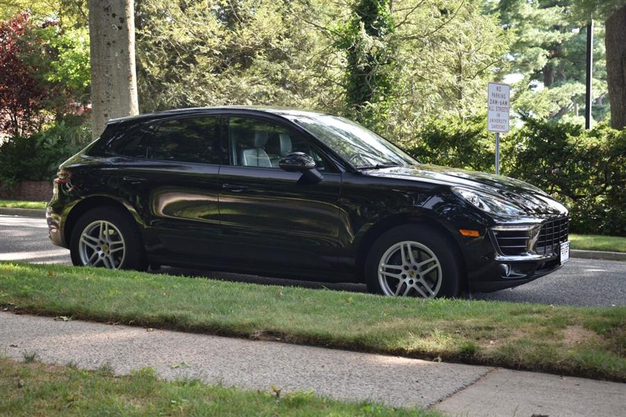 Used Porsche Macan Base AWD 4dr SUV 2018 | Camy Cars. Great Neck, New York Used Porsche Macan Base AWD 4dr SUV 2018 | Camy Cars. Great Neck, New York