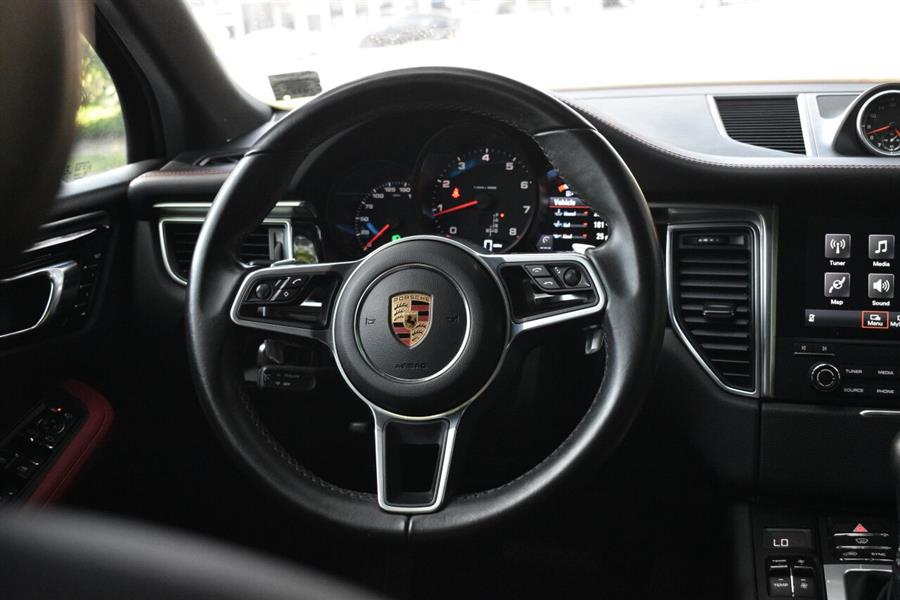 Used Porsche Macan Base AWD 4dr SUV 2018 | Camy Cars. Great Neck, New York Used Porsche Macan Base AWD 4dr SUV 2018 | Camy Cars. Great Neck, New York