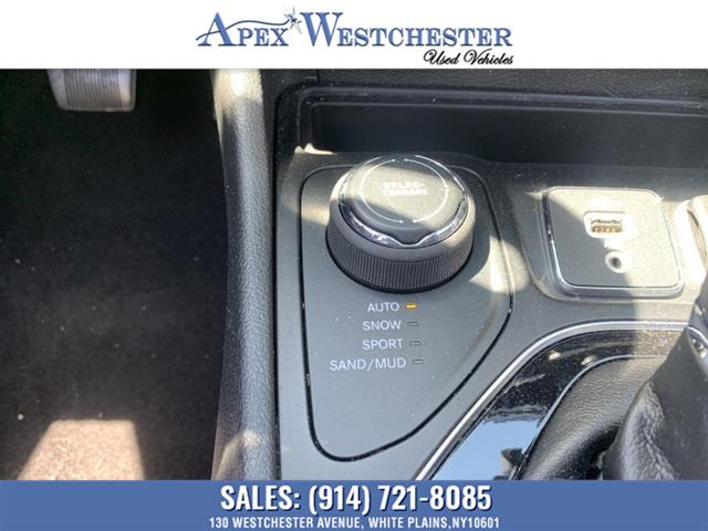 Used Jeep Cherokee Limited 2019 | Apex Westchester Used Vehicles. White Plains, New York Used Jeep Cherokee Limited 2019 | Apex Westchester Used Vehicles. White Plains, New York
