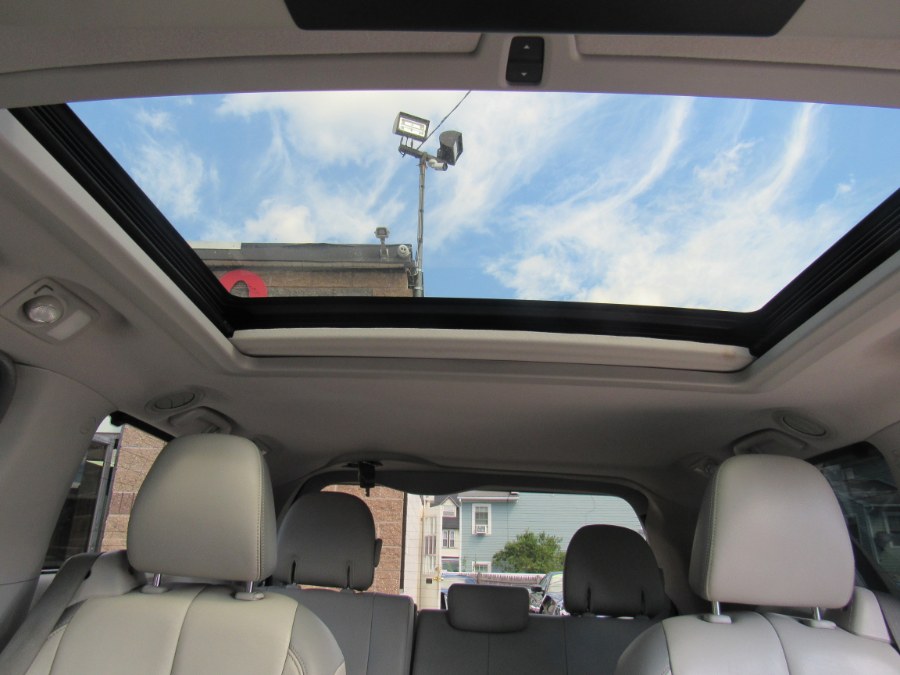 Used Toyota Sienna Limited 2012 | Hilario's Auto Sales Inc.. Worcester, Massachusetts Used Toyota Sienna Limited 2012 | Hilario's Auto Sales Inc.. Worcester, Massachusetts