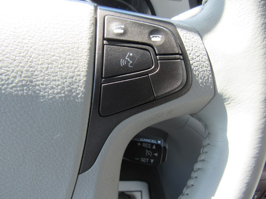 Used Toyota Sienna Limited 2012 | Hilario's Auto Sales Inc.. Worcester, Massachusetts Used Toyota Sienna Limited 2012 | Hilario's Auto Sales Inc.. Worcester, Massachusetts