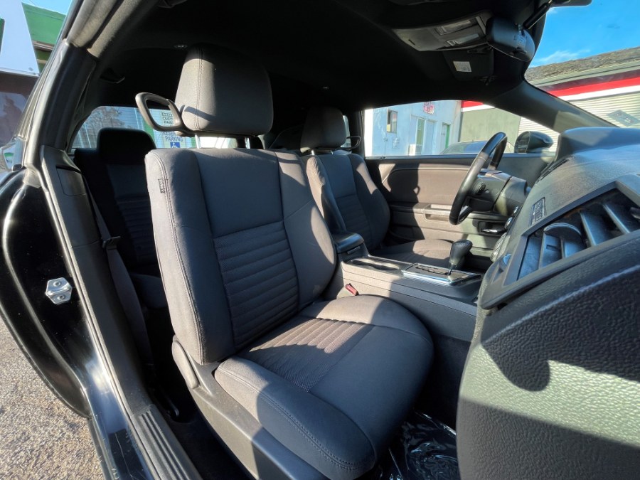 Used Dodge Challenger 2dr Cpe SXT 2012 | Green Light Auto. Corona, California Used Dodge Challenger 2dr Cpe SXT 2012 | Green Light Auto. Corona, California