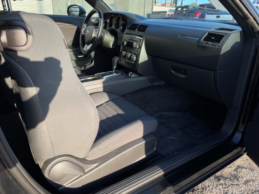 Used Dodge Challenger 2dr Cpe SXT 2012 | Green Light Auto. Corona, California Used Dodge Challenger 2dr Cpe SXT 2012 | Green Light Auto. Corona, California
