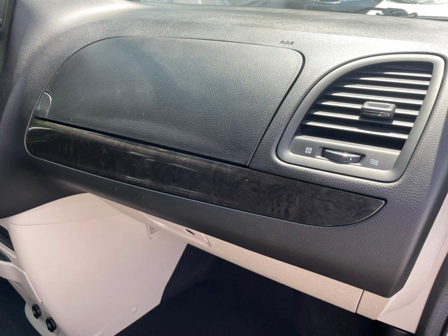 2017 Dodge Grand Caravan SE Plus. 3RD ROW SEAT!!!, available for sale in Rosedale, New York | Sunrise Auto Sales. Rosedale, New York 2017 Dodge Grand Caravan SE Plus. 3RD ROW SEAT!!!, available for sale in Rosedale, New York | Sunrise Auto Sales. Rosedale, New York