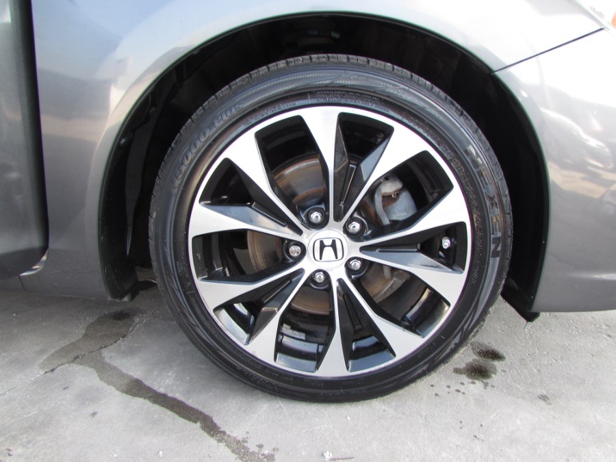 2013 Honda Civic Sdn 4dr Man Si w/Summer Tires, available for sale in Orlando, Florida | VIP Auto Enterprise, Inc. Orlando, Florida 2013 Honda Civic Sdn 4dr Man Si w/Summer Tires, available for sale in Orlando, Florida | VIP Auto Enterprise, Inc. Orlando, Florida