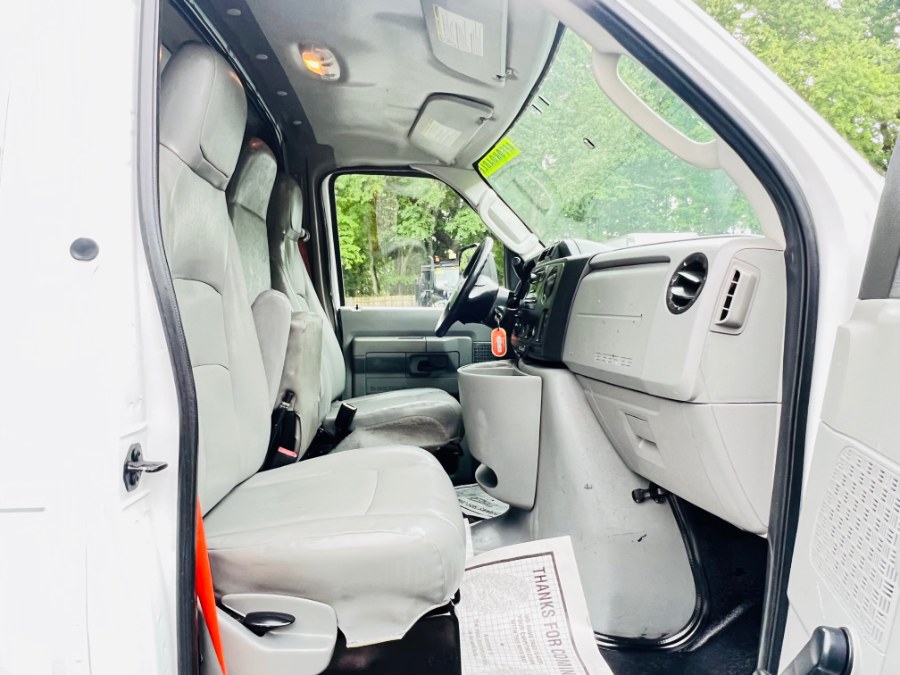 2014 Ford Econoline Commercial Cutaway E-350 SUPER DUTY 16 FEET DRY BOX + RAMP + NO CDL, available for sale in South Amboy, New Jersey | NJ Truck Spot. South Amboy, New Jersey 2014 Ford Econoline Commercial Cutaway E-350 SUPER DUTY 16 FEET DRY BOX + RAMP + NO CDL, available for sale in South Amboy, New Jersey | NJ Truck Spot. South Amboy, New Jersey