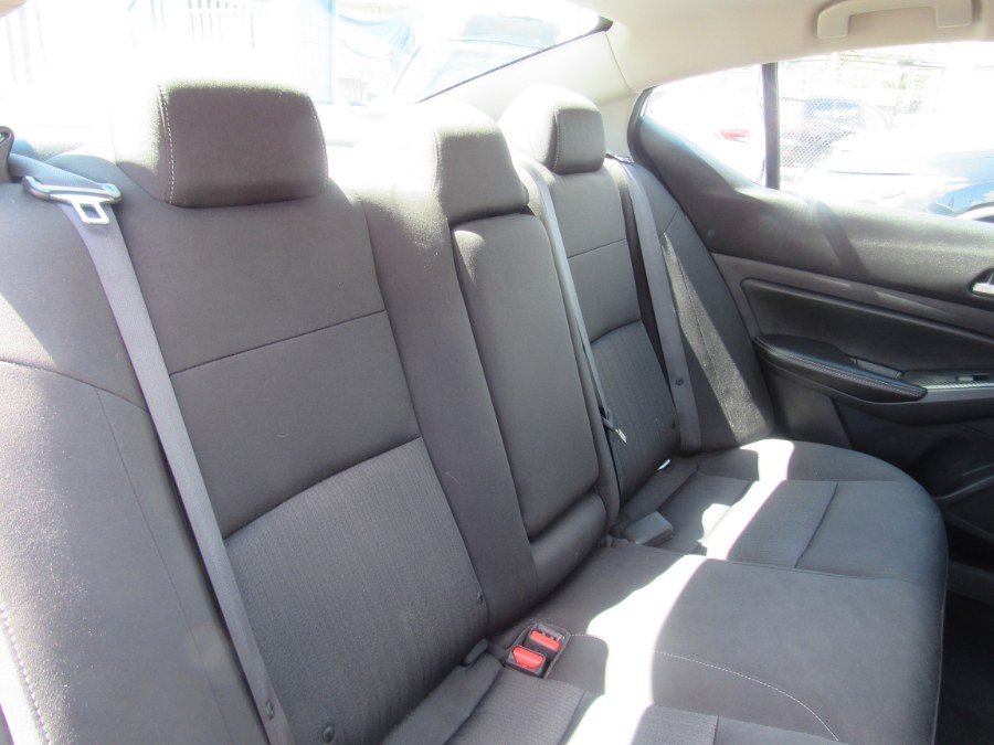 2020 Nissan Altima 2.5 S Sedan, available for sale in Irvington, New Jersey | NJ Used Cars Center. Irvington, New Jersey 2020 Nissan Altima 2.5 S Sedan, available for sale in Irvington, New Jersey | NJ Used Cars Center. Irvington, New Jersey