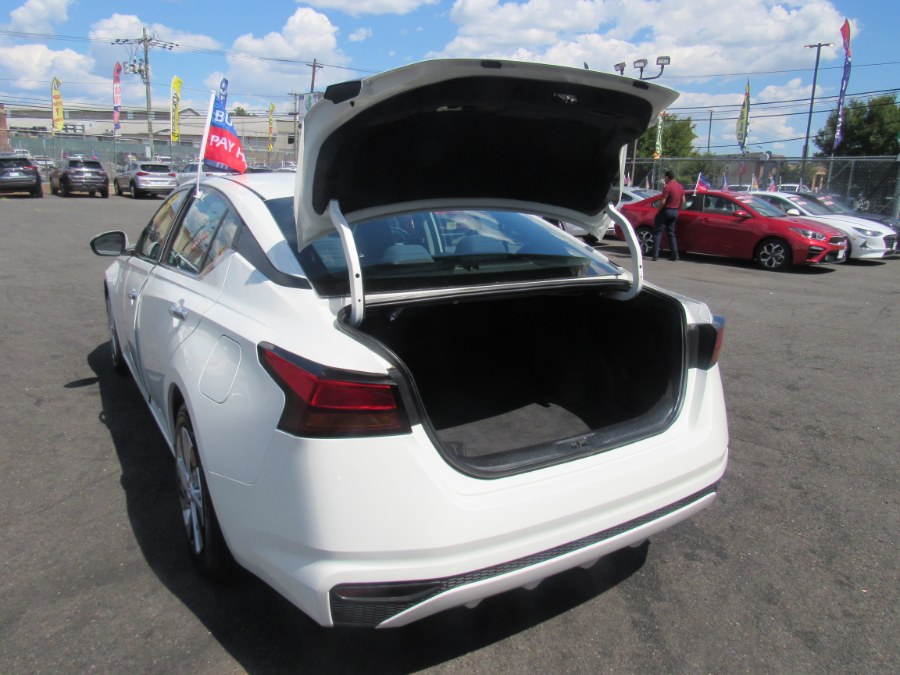 2020 Nissan Altima 2.5 S Sedan, available for sale in Irvington, New Jersey | NJ Used Cars Center. Irvington, New Jersey 2020 Nissan Altima 2.5 S Sedan, available for sale in Irvington, New Jersey | NJ Used Cars Center. Irvington, New Jersey
