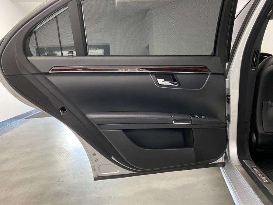 Used Mercedes-Benz S-Class 4dr Sdn S550 4MATIC 2013 | M Auto Group. Elizabeth, New Jersey Used Mercedes-Benz S-Class 4dr Sdn S550 4MATIC 2013 | M Auto Group. Elizabeth, New Jersey