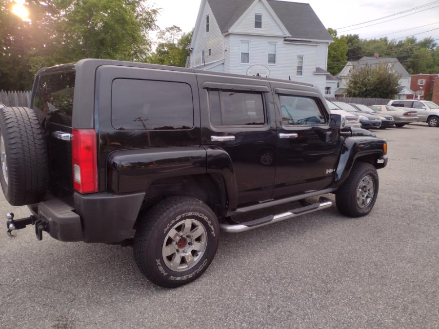 2006 HUMMER H3 4dr 4WD SUV, available for sale in Chicopee, Massachusetts | Matts Auto Mall LLC. Chicopee, Massachusetts 2006 HUMMER H3 4dr 4WD SUV, available for sale in Chicopee, Massachusetts | Matts Auto Mall LLC. Chicopee, Massachusetts