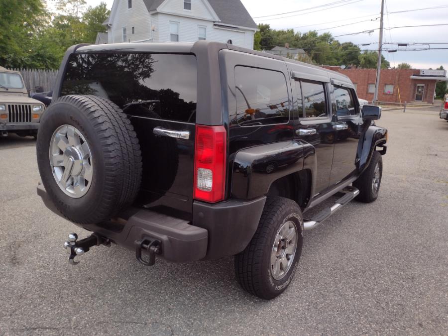 2006 HUMMER H3 4dr 4WD SUV, available for sale in Chicopee, Massachusetts | Matts Auto Mall LLC. Chicopee, Massachusetts 2006 HUMMER H3 4dr 4WD SUV, available for sale in Chicopee, Massachusetts | Matts Auto Mall LLC. Chicopee, Massachusetts