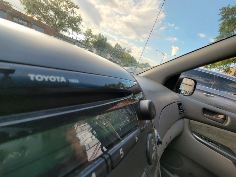 Used Toyota Sienna 5dr Cargo Van CE FWD 2009 | Rubber Bros Auto World. Brooklyn, New York Used Toyota Sienna 5dr Cargo Van CE FWD 2009 | Rubber Bros Auto World. Brooklyn, New York