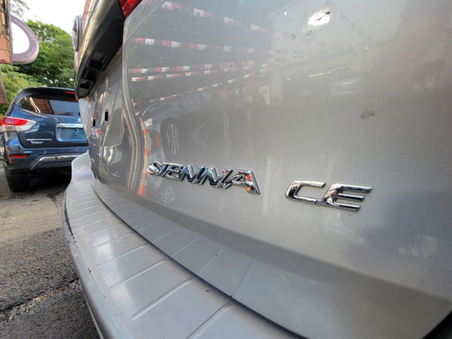 Used Toyota Sienna 5dr Cargo Van CE FWD 2009 | Rubber Bros Auto World. Brooklyn, New York Used Toyota Sienna 5dr Cargo Van CE FWD 2009 | Rubber Bros Auto World. Brooklyn, New York