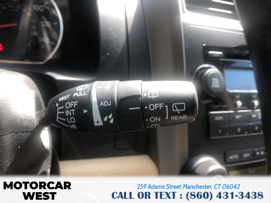 2009 Honda CR-V 4WD 5dr EX-L, available for sale in Manchester, Connecticut | Motorcar West. Manchester, Connecticut 2009 Honda CR-V 4WD 5dr EX-L, available for sale in Manchester, Connecticut | Motorcar West. Manchester, Connecticut