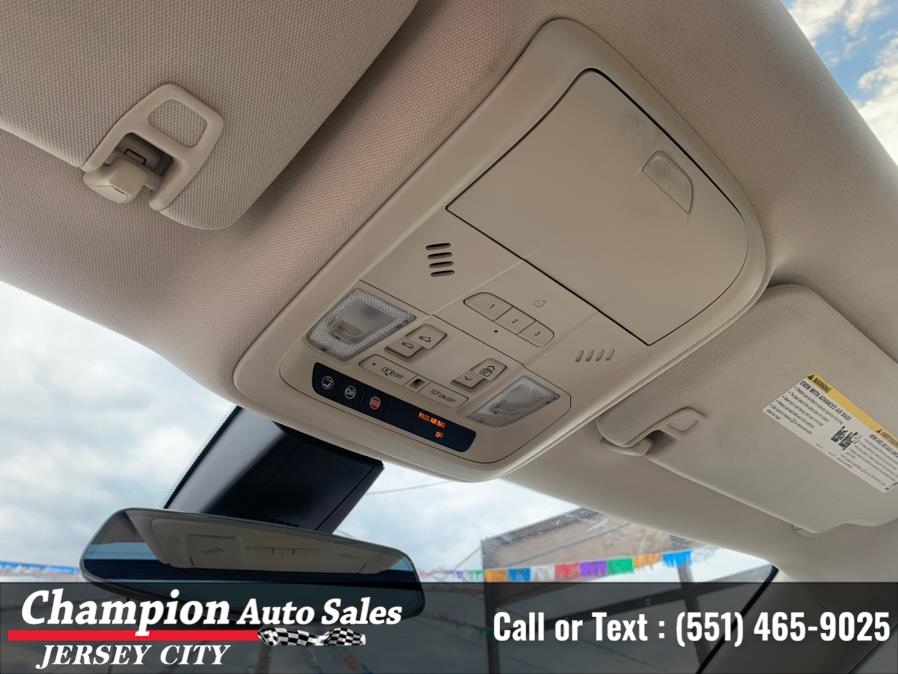 2019 Cadillac XT5 AWD 4dr Luxury, available for sale in Jersey City, New Jersey | Champion Auto Sales. Jersey City, New Jersey