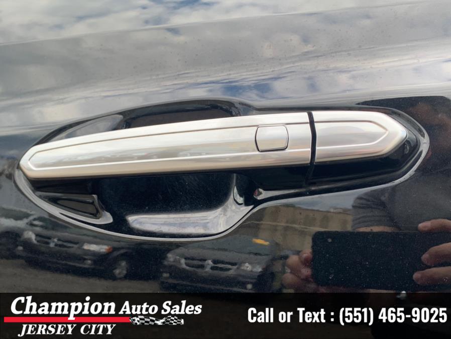 Used Cadillac XT5 AWD 4dr Luxury 2019 | Champion Auto Sales of JC. Jersey City, New Jersey Used Cadillac XT5 AWD 4dr Luxury 2019 | Champion Auto Sales of JC. Jersey City, New Jersey