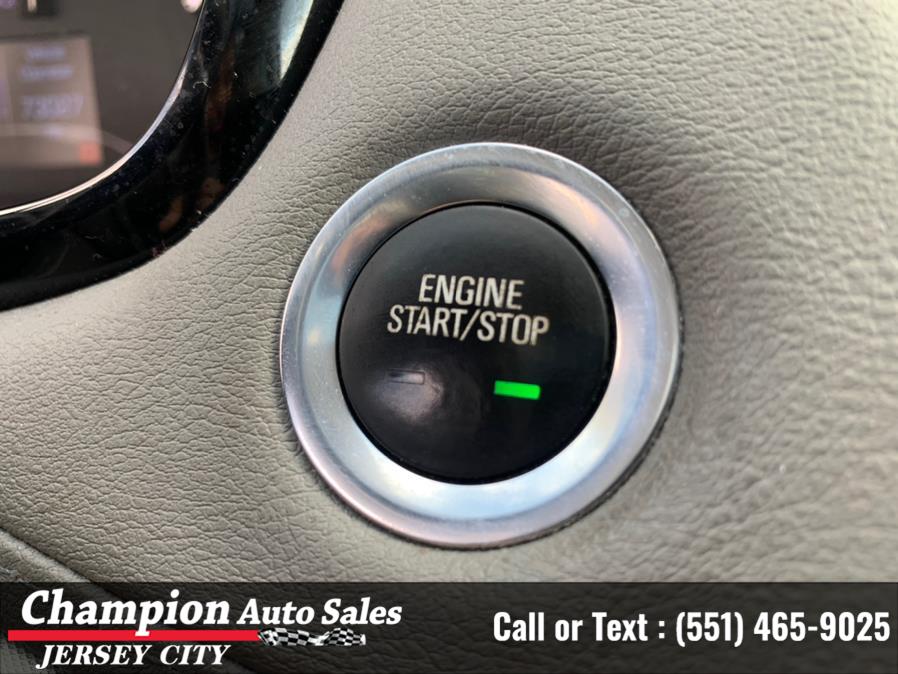 Used Cadillac XT5 AWD 4dr Luxury 2019 | Champion Auto Sales of JC. Jersey City, New Jersey Used Cadillac XT5 AWD 4dr Luxury 2019 | Champion Auto Sales of JC. Jersey City, New Jersey