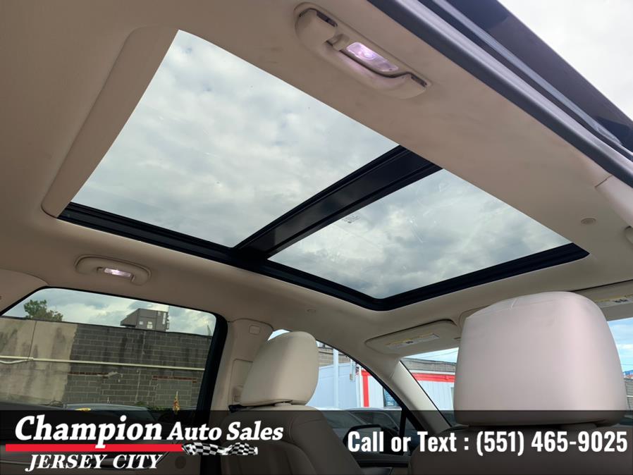 Used Cadillac XT5 AWD 4dr Luxury 2019 | Champion Auto Sales of JC. Jersey City, New Jersey Used Cadillac XT5 AWD 4dr Luxury 2019 | Champion Auto Sales of JC. Jersey City, New Jersey