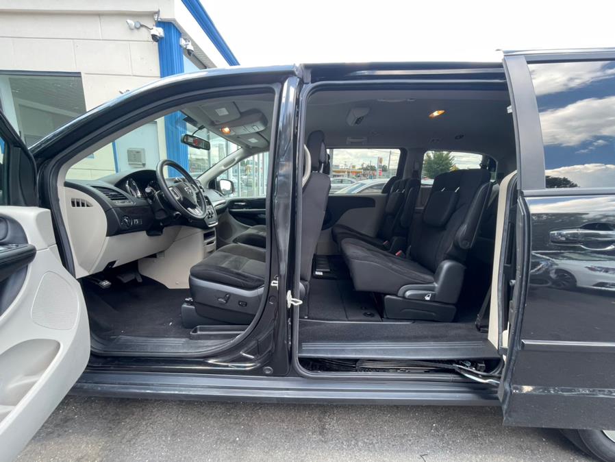 2017 Dodge Grand Caravan SE Plus. 3RD ROW SEAT!!!, available for sale in Elmont, New York | Sunrise of Elmont. Elmont, New York 2017 Dodge Grand Caravan SE Plus. 3RD ROW SEAT!!!, available for sale in Elmont, New York | Sunrise of Elmont. Elmont, New York