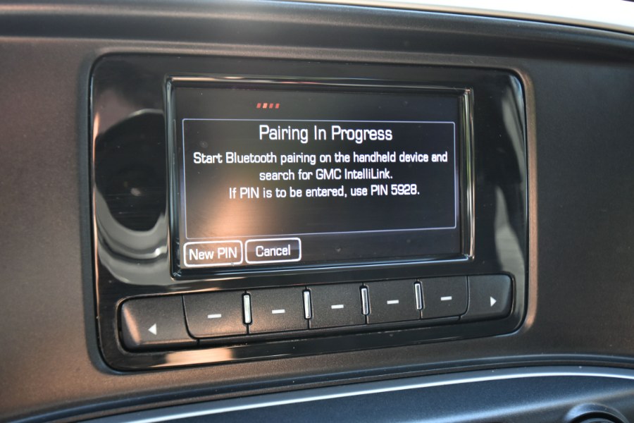 Used GMC Sierra 1500 4WD Reg Cab 119.0" SLE 2014 | Highline Car Connection. Waterbury, Connecticut Used GMC Sierra 1500 4WD Reg Cab 119.0" SLE 2014 | Highline Car Connection. Waterbury, Connecticut