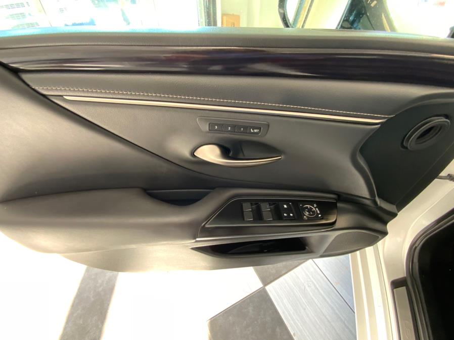 2020 Lexus ES ES 350 FWD, available for sale in Hartford, Connecticut | Franklin Motors Auto Sales LLC. Hartford, Connecticut 2020 Lexus ES ES 350 FWD, available for sale in Hartford, Connecticut | Franklin Motors Auto Sales LLC. Hartford, Connecticut
