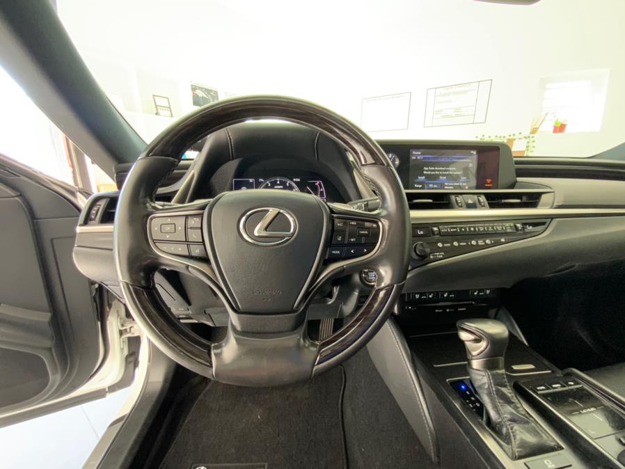 2020 Lexus ES ES 350 FWD, available for sale in Hartford, Connecticut | Franklin Motors Auto Sales LLC. Hartford, Connecticut 2020 Lexus ES ES 350 FWD, available for sale in Hartford, Connecticut | Franklin Motors Auto Sales LLC. Hartford, Connecticut
