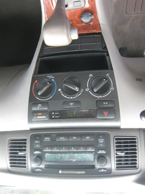 2006 Toyota Corolla LE 4dr Sedan w/Automatic, available for sale in Massapequa, New York | Rite Choice Auto Inc.. Massapequa, New York 2006 Toyota Corolla LE 4dr Sedan w/Automatic, available for sale in Massapequa, New York | Rite Choice Auto Inc.. Massapequa, New York