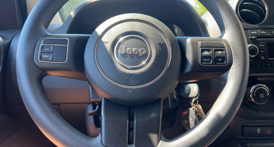2016 Jeep Compass 4WD 4dr Sport, available for sale in Waterbury, Connecticut | West End Automotive Center. Waterbury, Connecticut 2016 Jeep Compass 4WD 4dr Sport, available for sale in Waterbury, Connecticut | West End Automotive Center. Waterbury, Connecticut