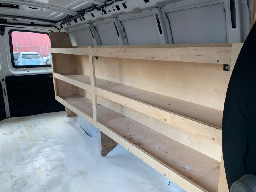 Used Chevrolet Express Cargo Van RWD 2500 135" 2015 | Uzun Auto. West Haven, Connecticut Used Chevrolet Express Cargo Van RWD 2500 135" 2015 | Uzun Auto. West Haven, Connecticut