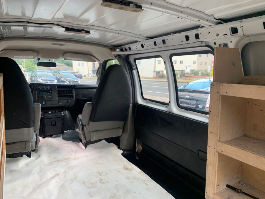 Used Chevrolet Express Cargo Van RWD 2500 135" 2015 | Uzun Auto. West Haven, Connecticut Used Chevrolet Express Cargo Van RWD 2500 135" 2015 | Uzun Auto. West Haven, Connecticut
