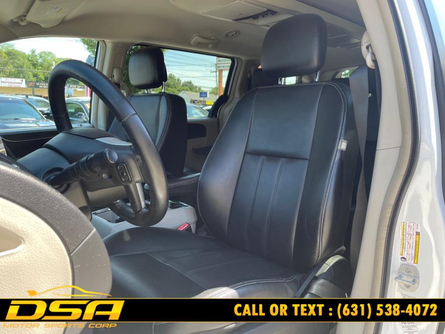 2014 Chrysler Town & Country 4dr Wgn Touring, available for sale in Commack, New York | DSA Motor Sports Corp. Commack, New York 2014 Chrysler Town & Country 4dr Wgn Touring, available for sale in Commack, New York | DSA Motor Sports Corp. Commack, New York