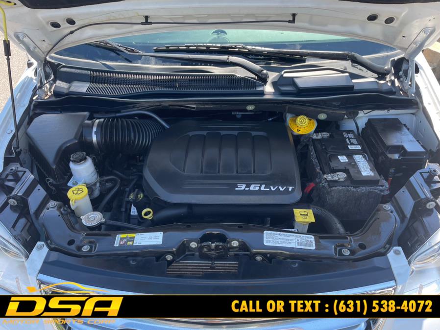 2014 Chrysler Town & Country 4dr Wgn Touring, available for sale in Commack, New York | DSA Motor Sports Corp. Commack, New York 2014 Chrysler Town & Country 4dr Wgn Touring, available for sale in Commack, New York | DSA Motor Sports Corp. Commack, New York